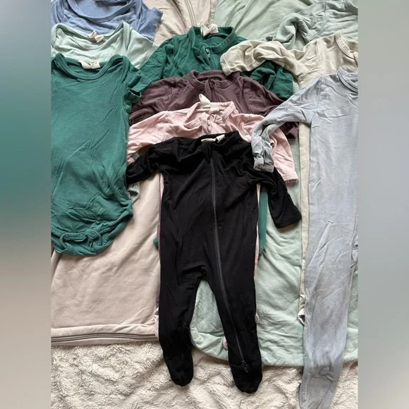 12 Piece Bundle - KYTE Baby - Picture 3 of 4